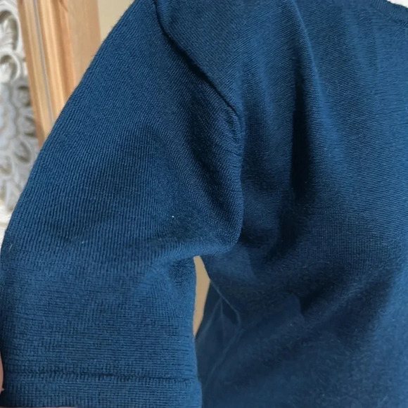 Nordstrom Town square 
WOMENS CREWNECK KNIT T-SHIRT - Picture 3 of 7